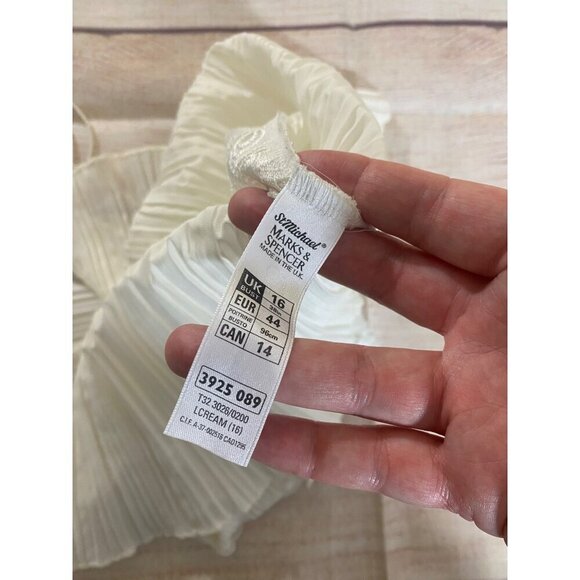 Marks & Spencer Women's Lace Pleated Sheer Lingerie Camisole Top - UK 16 (US12) - Picture 10 of 10